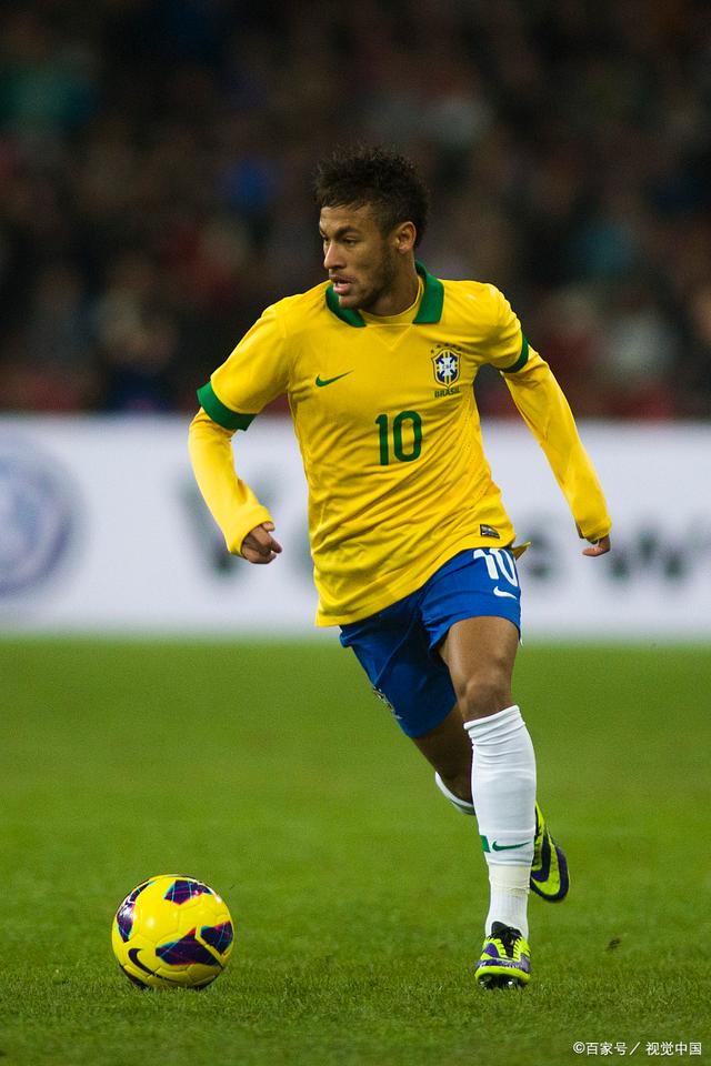 他在长草区 他在长草区